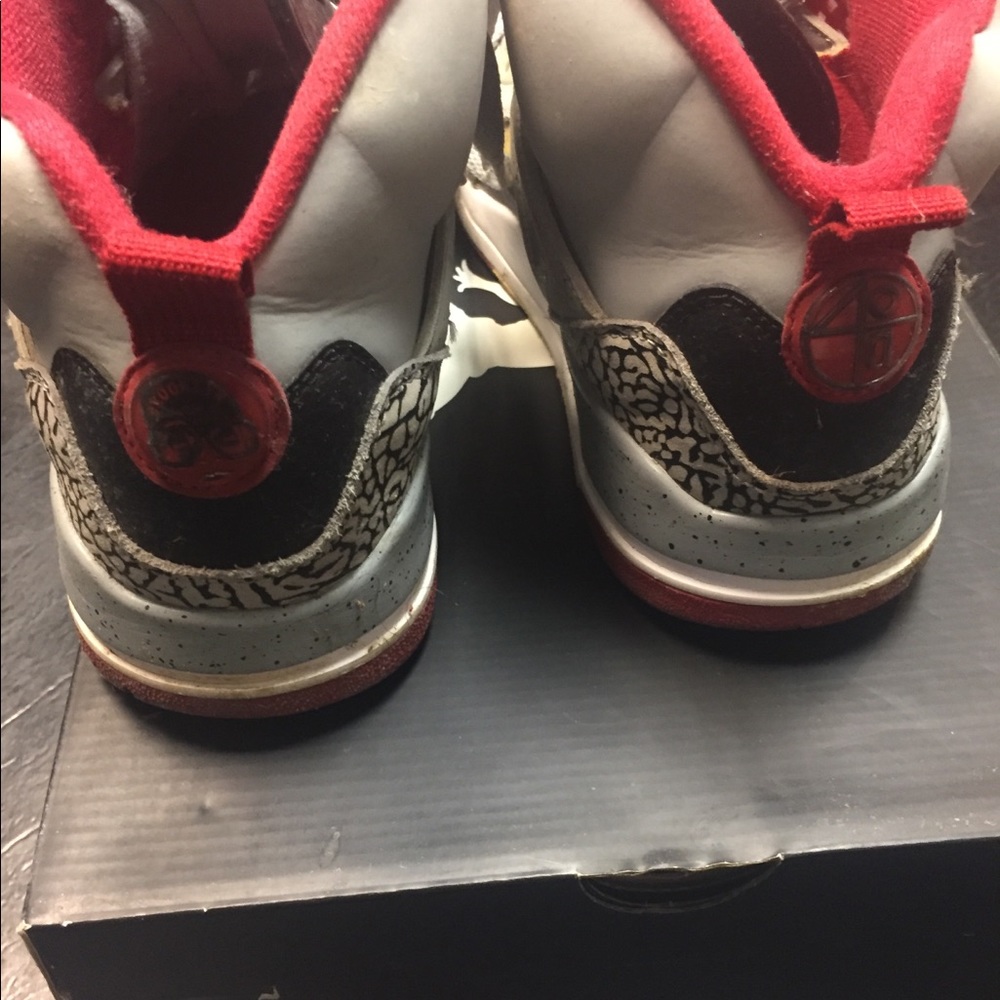 Vintage spike Lee Jordans